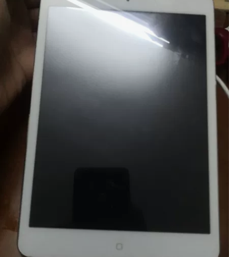 ipad mini1不卡顿挺好用的自用机，...