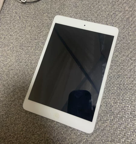 iPad mini 非常非常久的机子了 比...