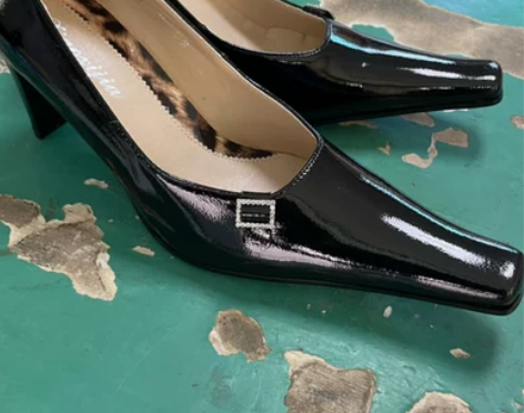 Vintage 复刻版亮面复古方头锄头鞋中...