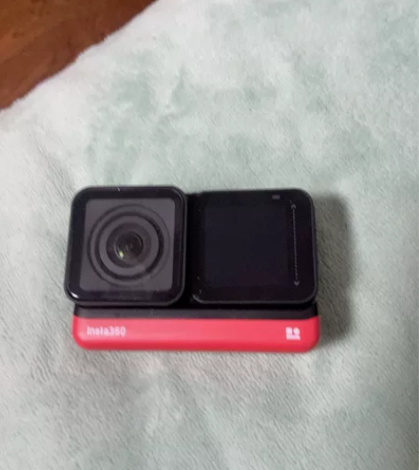 Insta360 One R全景相机4k镜...