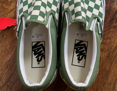 vans 绿色一脚蹬 35码 不退不换 感...