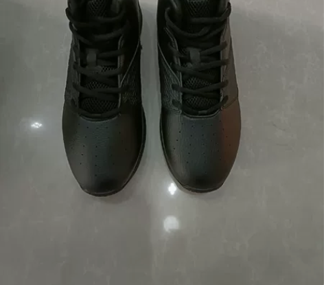 FILA斐乐,真皮高帮冬款运动鞋,39码—...