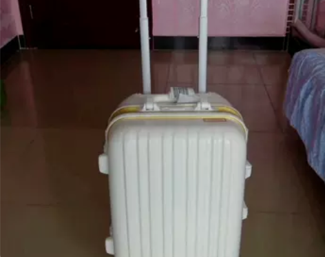 20寸登机箱ITO行李箱旅行箱正品 买了大...