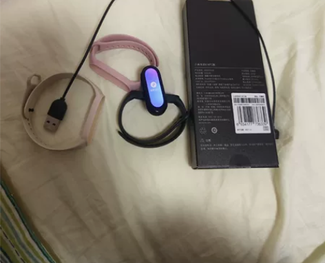 小米手环6NFC 去年小米商城购入，还在保...