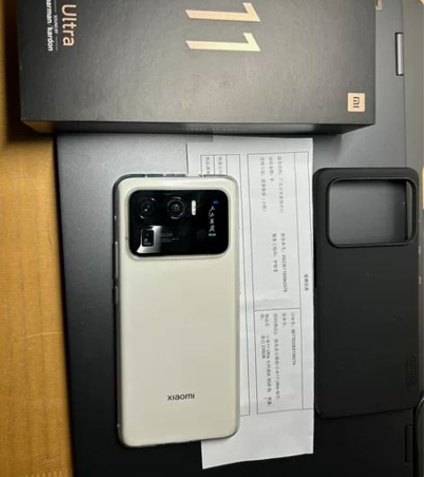 这个小米11ultra手机购买于2022年...