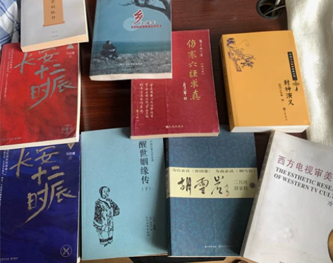 旧书转手,3元起,图中书籍部分已经卖掉了。...