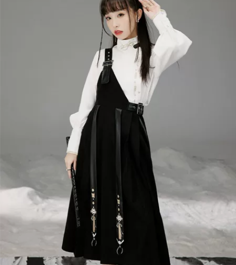 科幻 十三余小豆蔻儿[夜刺]国风毛呢外套刺...