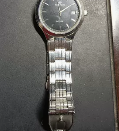 天王手表，单日历，八.五成新。 感兴趣的话...