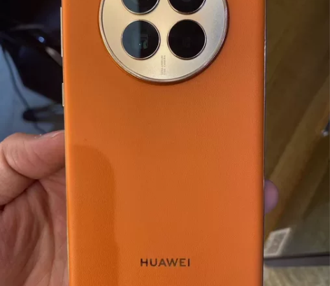 华为mate50昆仑霞光8＋256在保20...