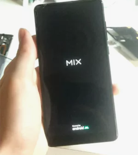 小米max2s 128＋6 一直重启 账号...