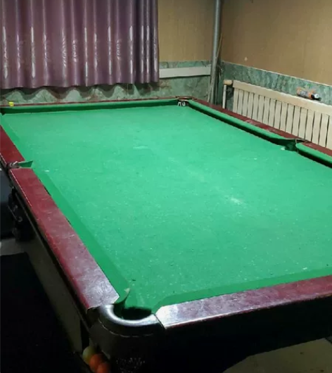 台球桌。带球带灯带杆 感兴趣的话点“我想要...