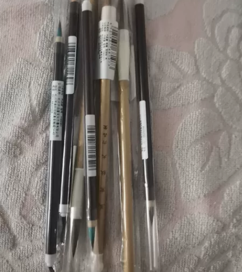 六品堂毛笔，任选一个8元不包邮，全新的，售...