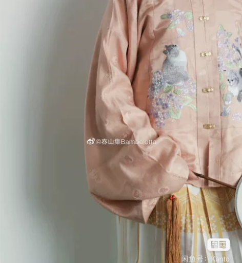 春山集了不起的猫 补服 全新没有穿xxl ...