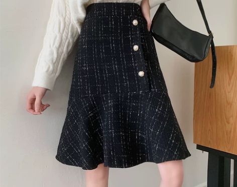 毛呢黑色格子半身裙秋冬女大码小香风中长裙鱼...