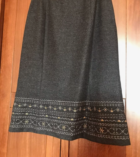 日本带回全毛半身裙，质地非常好，日本制的，...