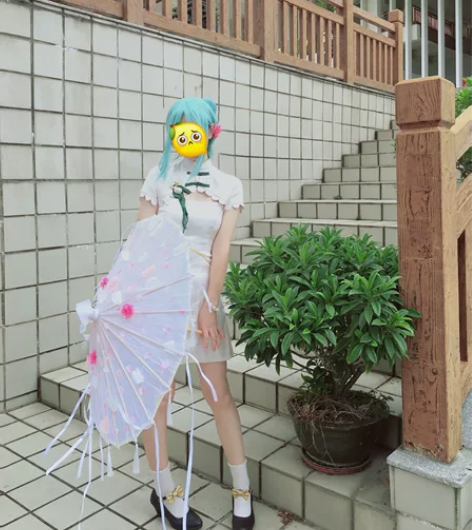 次元依家的初音未来韶华 cos服 穿一仅游...