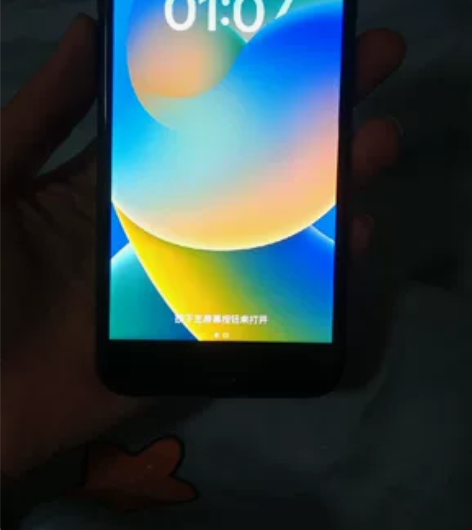 苹果8plus，64g内存，国行无锁无ID...