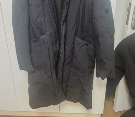 男士长款连帽羽绒服 感兴趣的话点“我想要”...