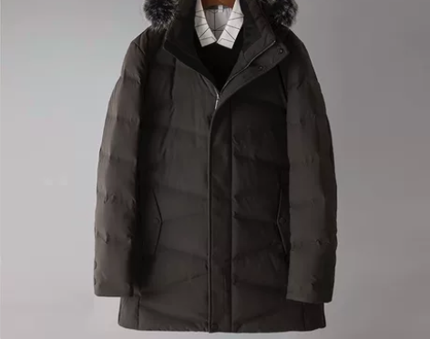 全新中长款羽绒服，L码，175/92A，适...