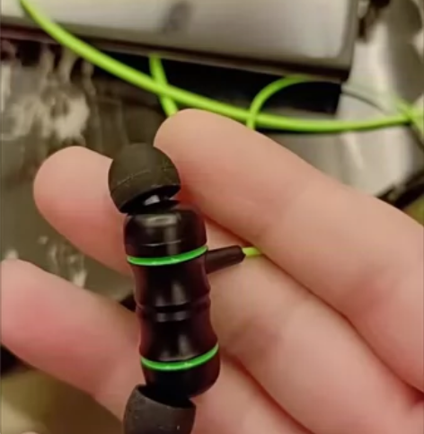 官方A6黑鲨游戏耳机有线入耳式电竞吃鸡电脑...