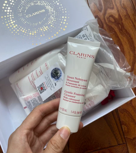 娇韵诗棉花籽老版温和洁面50ml旧版，自用...