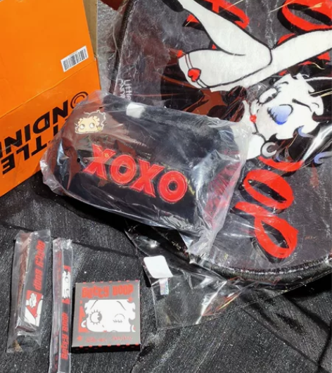 【全新送地毯】小奥汀×Betty联名系列套...