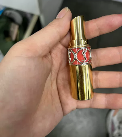 圣罗兰口红，正品保证，口红色超级滋润，保证...