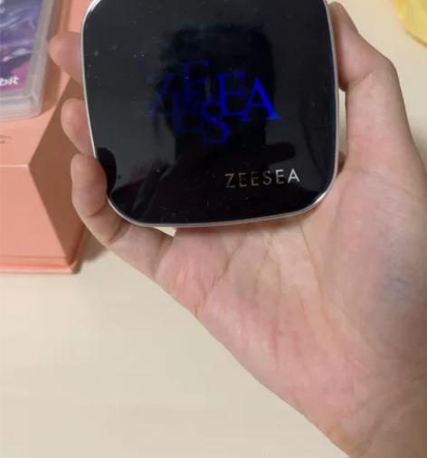 ZEESEA滋色修容粉饼 没有包装，全新开...