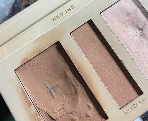 hedone修容 邮费aa 感兴趣的话点“...