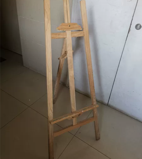 培训不做了，还有5只画架，25元自提 感兴...
