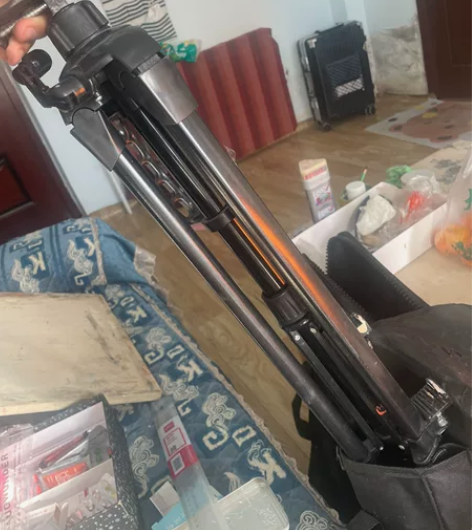 美术画架连考完了不用了闲置出,主页有捆绑一...