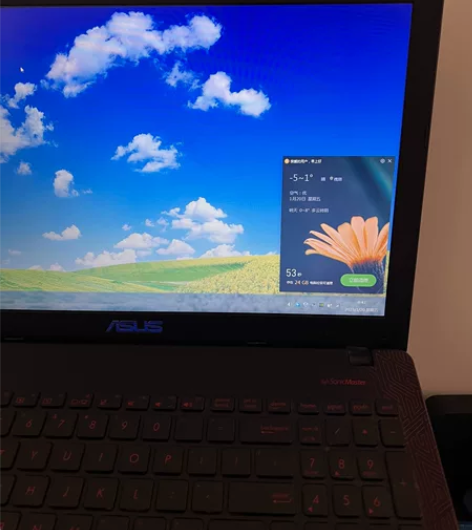 2017年大学买的电脑，品牌：华硕飞行堡垒...