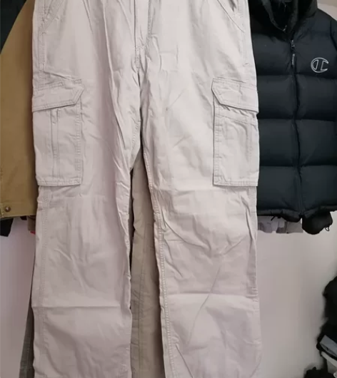 全新卡哈特工装休闲裤，腰围92，裤长107...