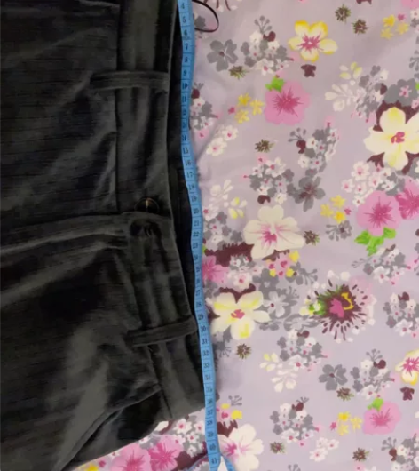 西遇金丝绒阔腿裤，几乎全新，不打褶很垂顺 ...