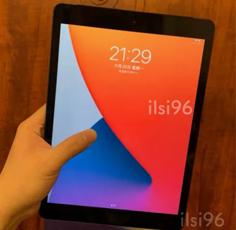 闲置了iPad2020 八代 128G苹果...