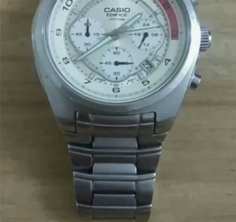 二手正品CASIO石英男表,型号EF-51...