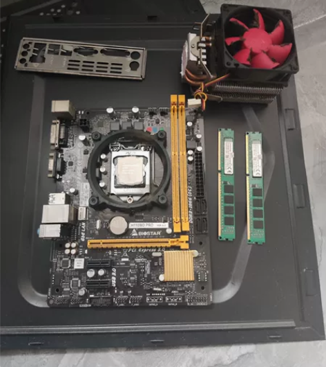 g4560套装h110m主板 处理器：in...