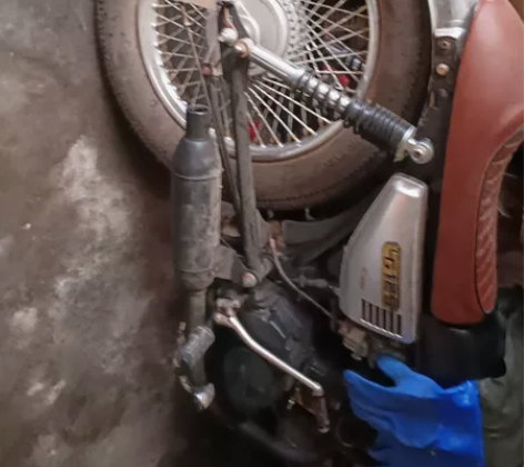 复古摩托车，爆改 感兴趣的话点“我想要”和...