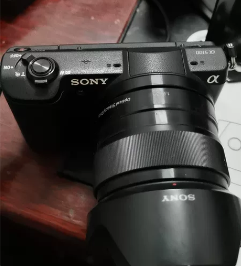 索尼微单APS-C镜头E35f1.8 35...