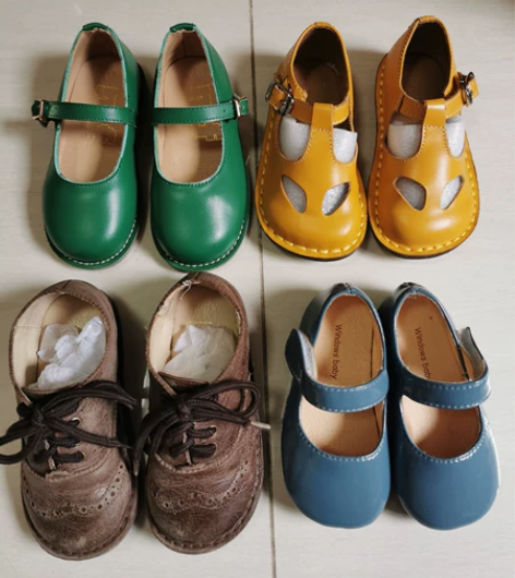 墨宝女童单鞋，除了咖色那双穿过的，其他都是...