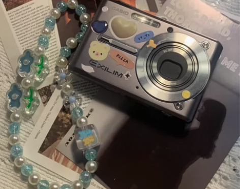 卡西欧ccd 配件齐全 春节可以发出 感兴...