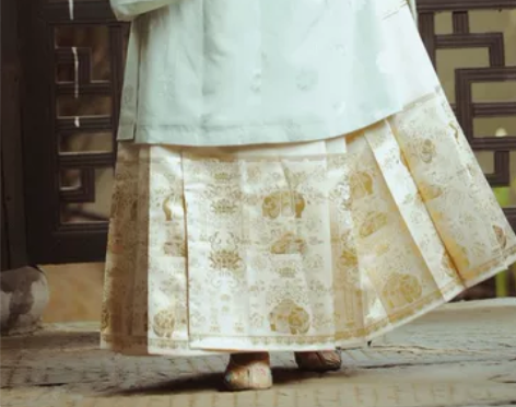 兰若庭汉服太平有象秋冬织金马面 第八批S码...