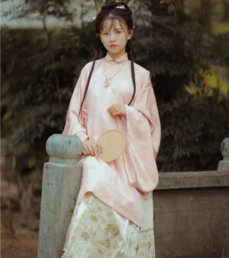 兰若庭 汉服 太平有象 马面 织金  明制...