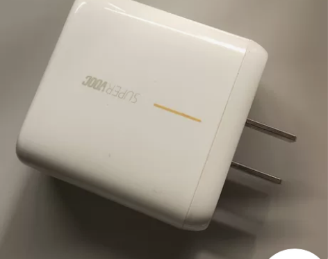 OPPO super vooc充电头 只有...