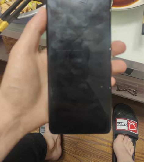 小米11Ultra8+256 感兴趣的话点...