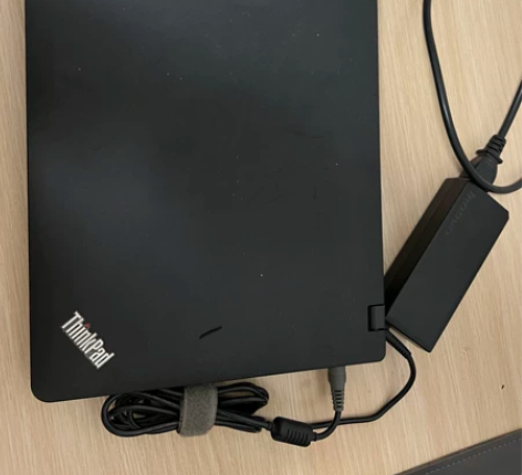 对象大学时期用的电脑，联想Think Pa...