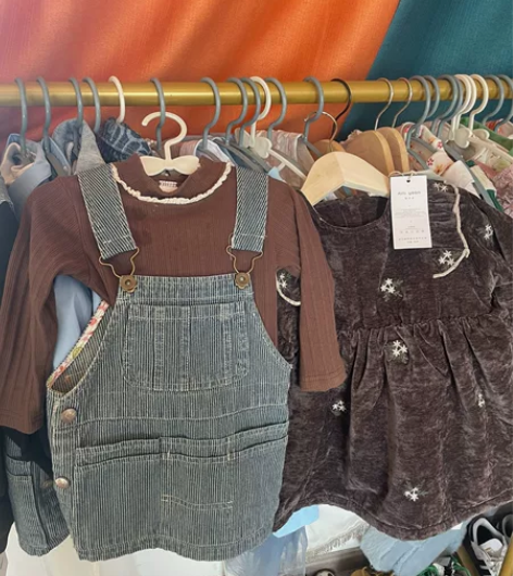 100码软牛仔背带裙,偏小建议90身高穿,...