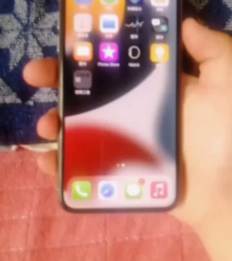 苹果x  iphonex，屏幕完美无老化内...