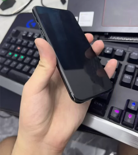 iPhone x 64g 美版卡贴 成色如...