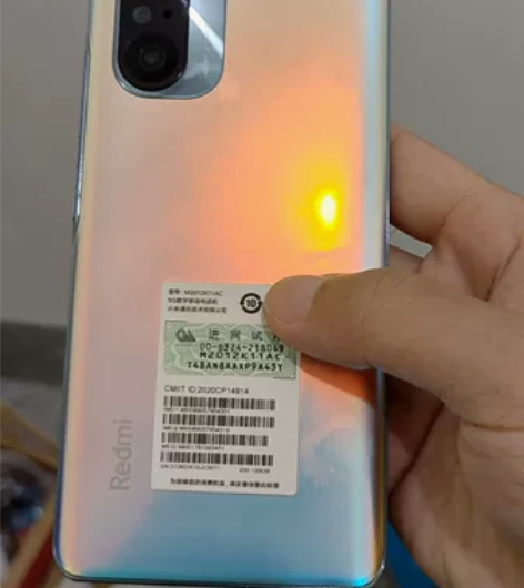 红米k40，99新无拆修。屏幕无老化8+1...